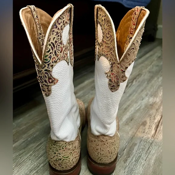 Ferrini White and Tan Western Boots - Picture 5 of 7